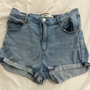 Garage short